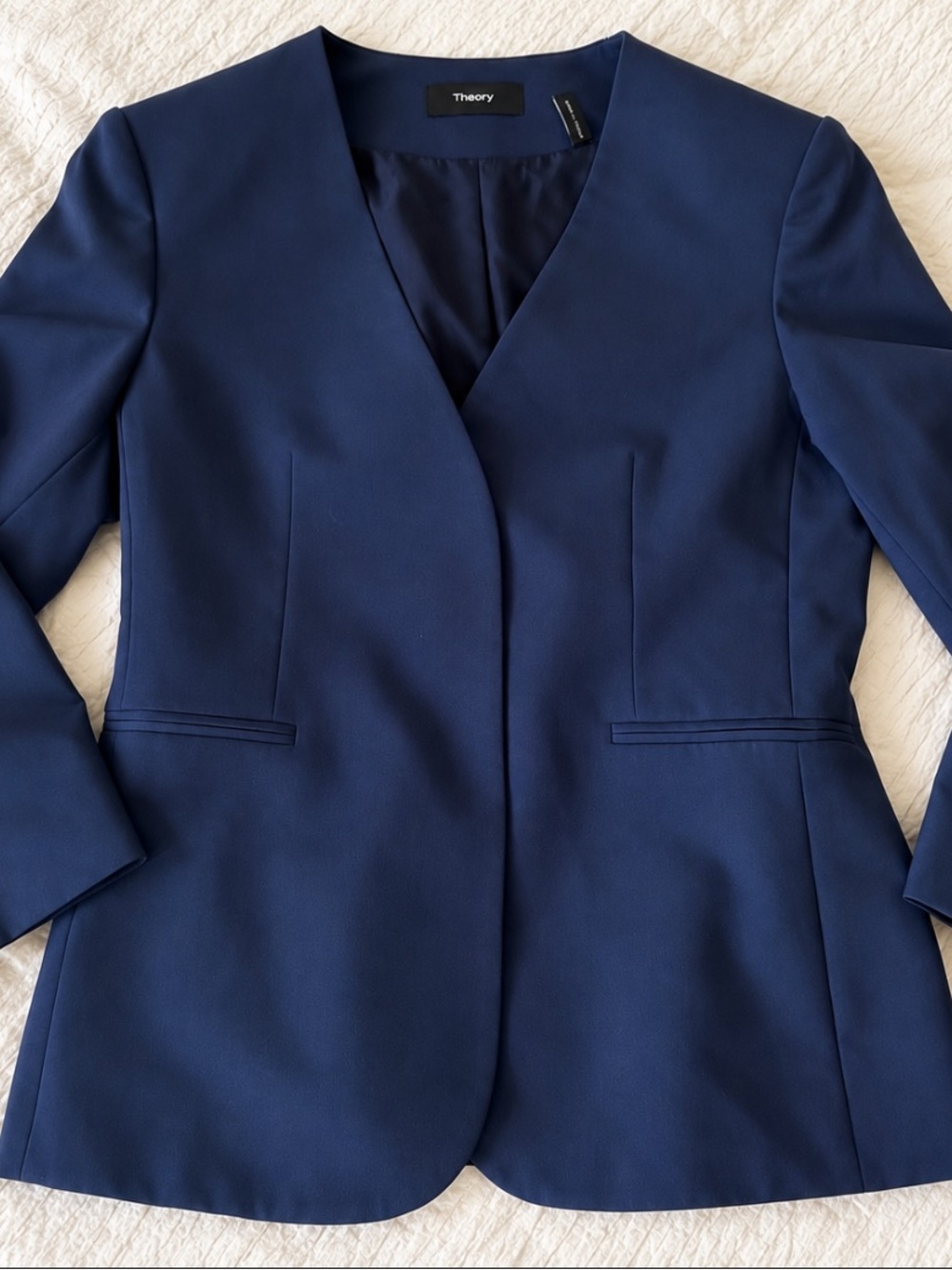 Theory Deep Blue Tailored V-Neck Blazer size Small